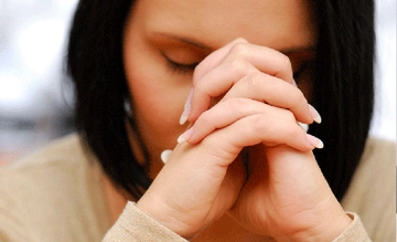 Sürekli Baş Ağrısı Belirtileri ve Tedavisi