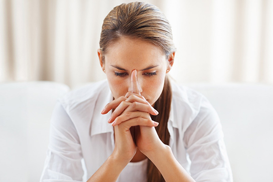 Baş Ağrısı Mide Bulantısı Belirtileri ve Tedavisi